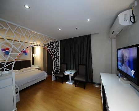 Super 8 Guangzhou Railyway Station酒店 外观 照片